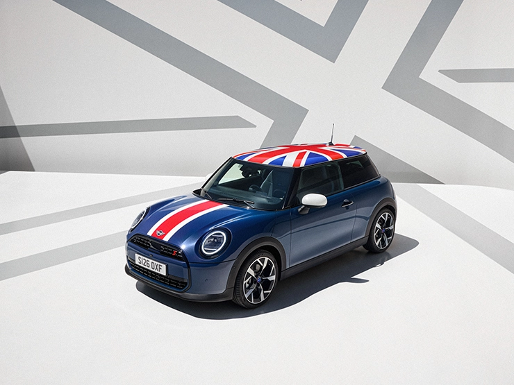 Gesamtansicht des MINI Cooper Oxford Edition.