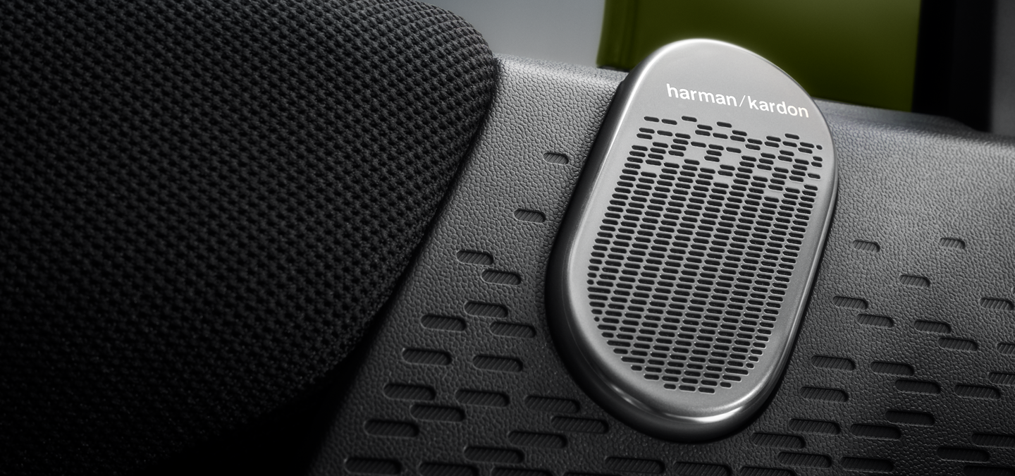 Detailansicht des MINI Paul Smith mit Harman Kardon Soundsystem.
